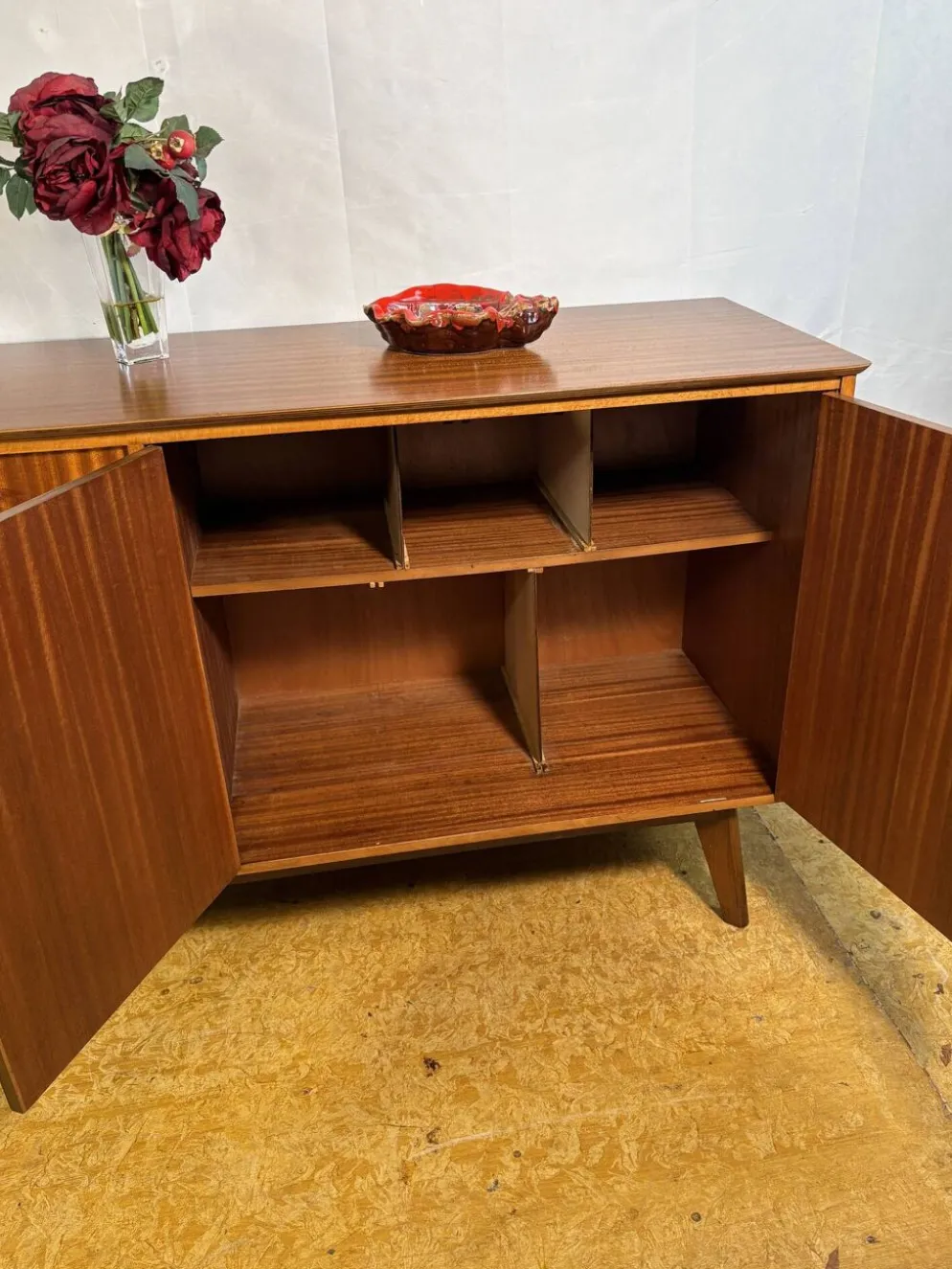 Buffet en teck Remploy vintage | Années 1950-1960 | Design britannique du milieu du siècle A