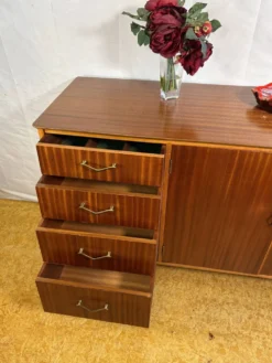 Buffet en teck Remploy vintage | Années 1950-1960 | Design britannique du milieu du siècle A