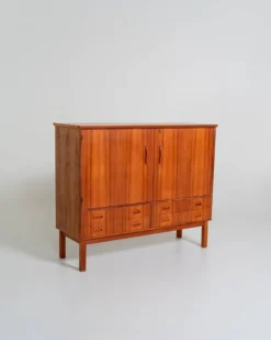 Buffet en teck suédois, années 1960