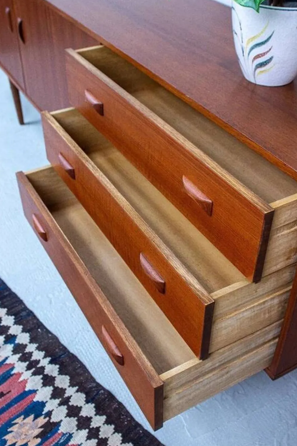 Buffet en teck vintage avec tiroirs Fristho Modulus danois des années 60.