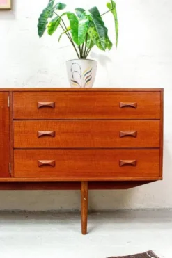 Buffet en teck vintage avec tiroirs Fristho Modulus danois des années 60.