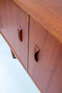 Buffet en teck vintage avec tiroirs Fristho Modulus danois des années 60.