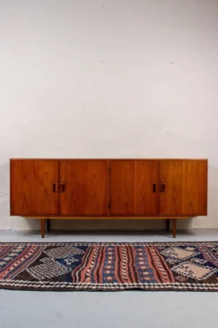 Buffet en teck vintage avec tiroirs Borge Mogensen milieu du siècle