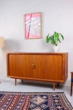 Buffet en teck vintage avec tiroirs, danois Silkeborg, milieu du siècle.