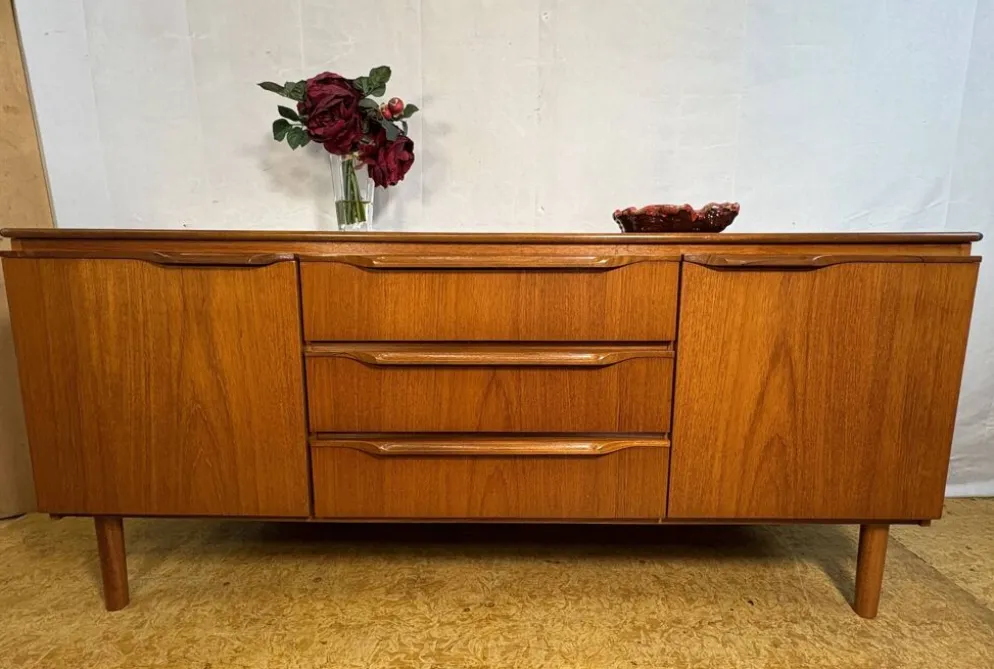 Buffet en teck vintage exceptionnel des années 60 | Scandinave britannique