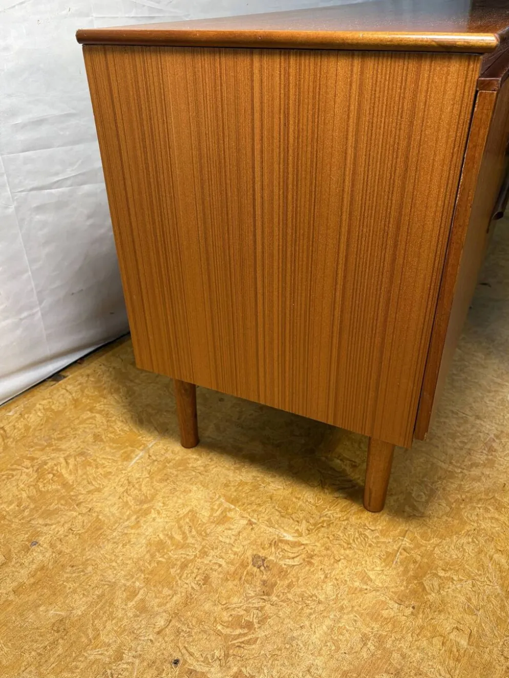 Buffet en teck vintage exceptionnel des années 60 | Scandinave britannique