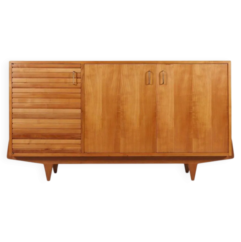 Buffet français des années 1950 en bois de cerisier massif.