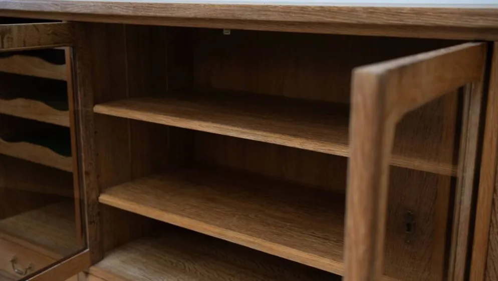 Buffet haut en chêne scandinave par Kjaernulf