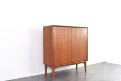 Buffet haut en teck du milieu du siècle par Rastad & Relling pour Eidsfjord Møbelfabrikk