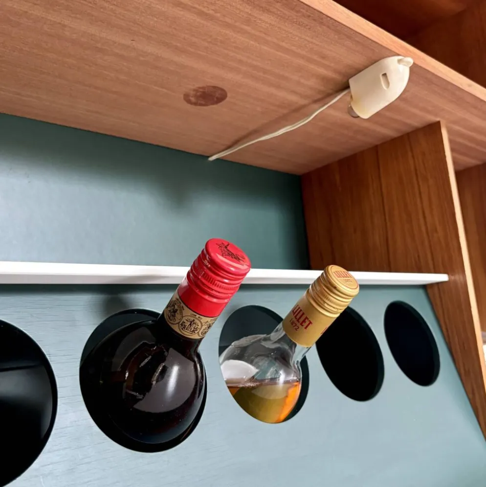 Buffet haut « Highboard » scandinave en teck blond avec bar intégré - 60's