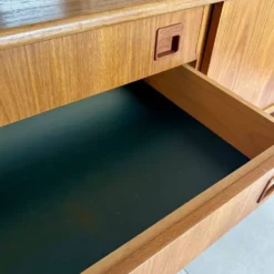 Buffet haut « Highboard » scandinave en teck blond avec bar intégré - 60's