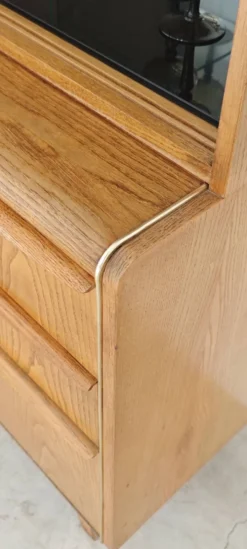 Buffet haut / Vaisselier U 372 / 386 par BLandsman et H Nepozytek 60