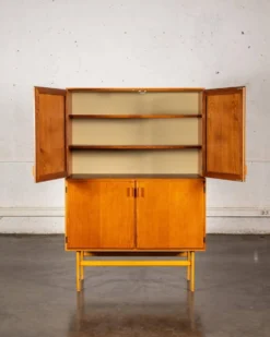 Buffet haut vintage style scandinave