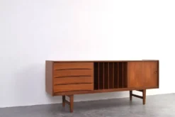 Buffet Hi-Fi en teck mi-siècle Ulvö par Erik Wørts pour Ikea, années 1960.