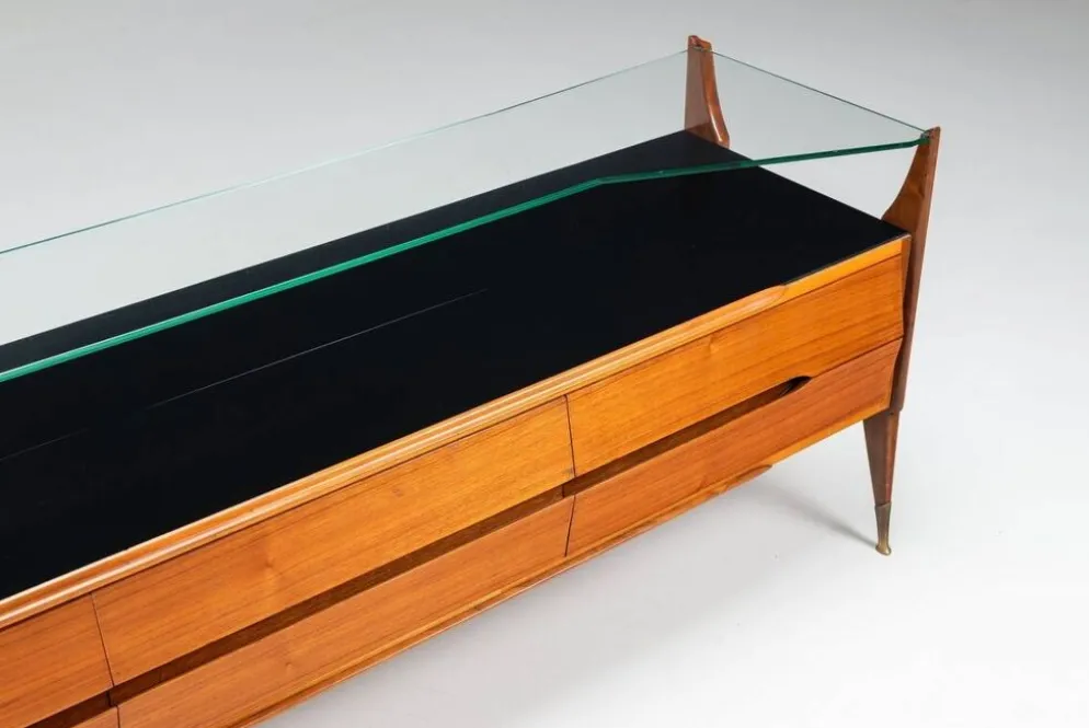 Buffet italien en noyer G. Cecchini e C. Cantu Italie 1950