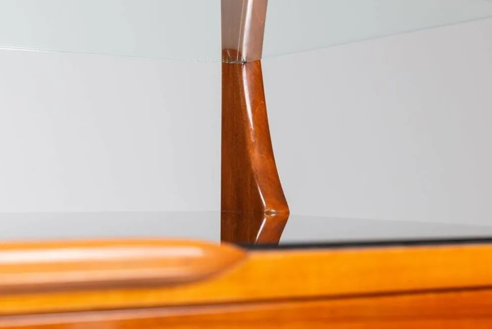 Buffet italien en noyer G. Cecchini e C. Cantu Italie 1950