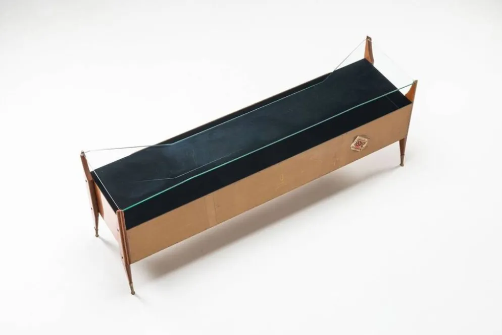 Buffet italien en noyer G. Cecchini e C. Cantu Italie 1950