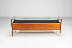 Buffet italien en noyer G. Cecchini e C. Cantu Italie 1950