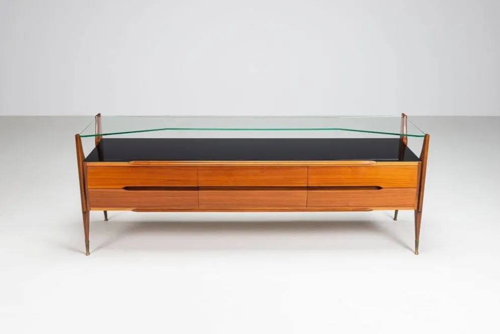 Buffet italien en noyer G. Cecchini e C. Cantu Italie 1950