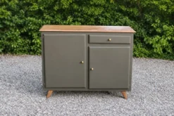 Buffet Mado vintage rénové kaki et bois – 2 portes et 1 tiroir