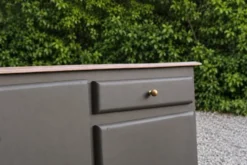 Buffet Mado vintage rénové kaki et bois – 2 portes et 1 tiroir