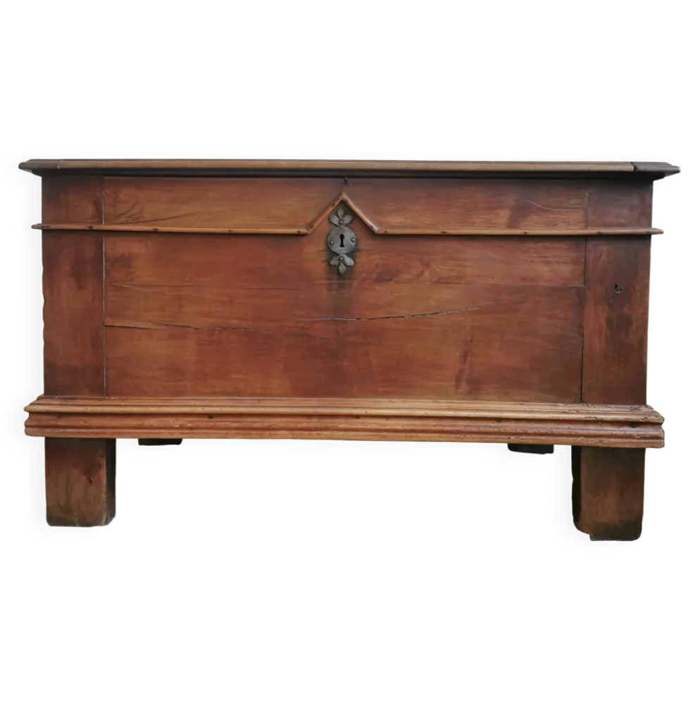 Buffet, malle vendéenne ancienne