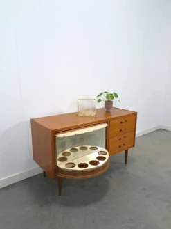 Buffet, meuble bar en bois laqué, 1950-60
