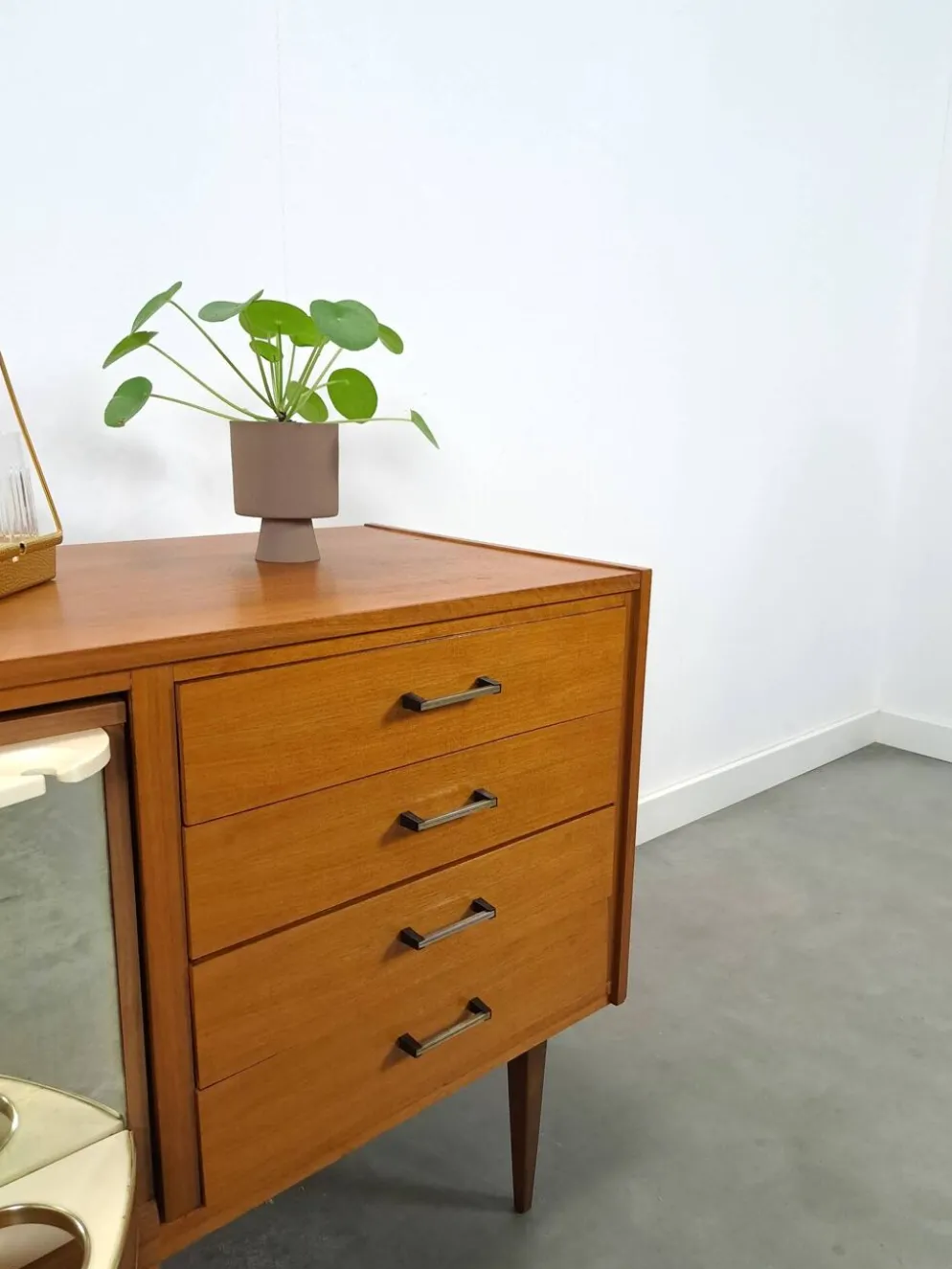 Buffet, meuble bar en bois laqué, 1950-60