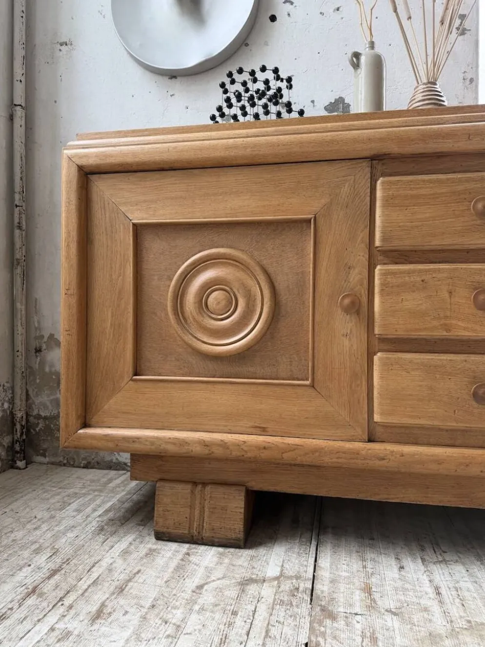 Buffet, meuble de rangement Art déco en chêne dans le goût de Dudouyt, 1940