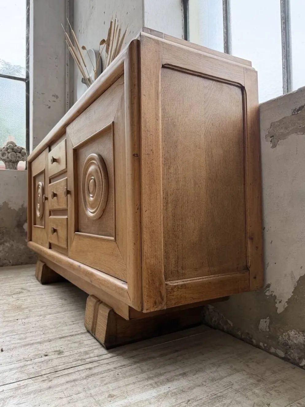 Buffet, meuble de rangement Art déco en chêne dans le goût de Dudouyt, 1940
