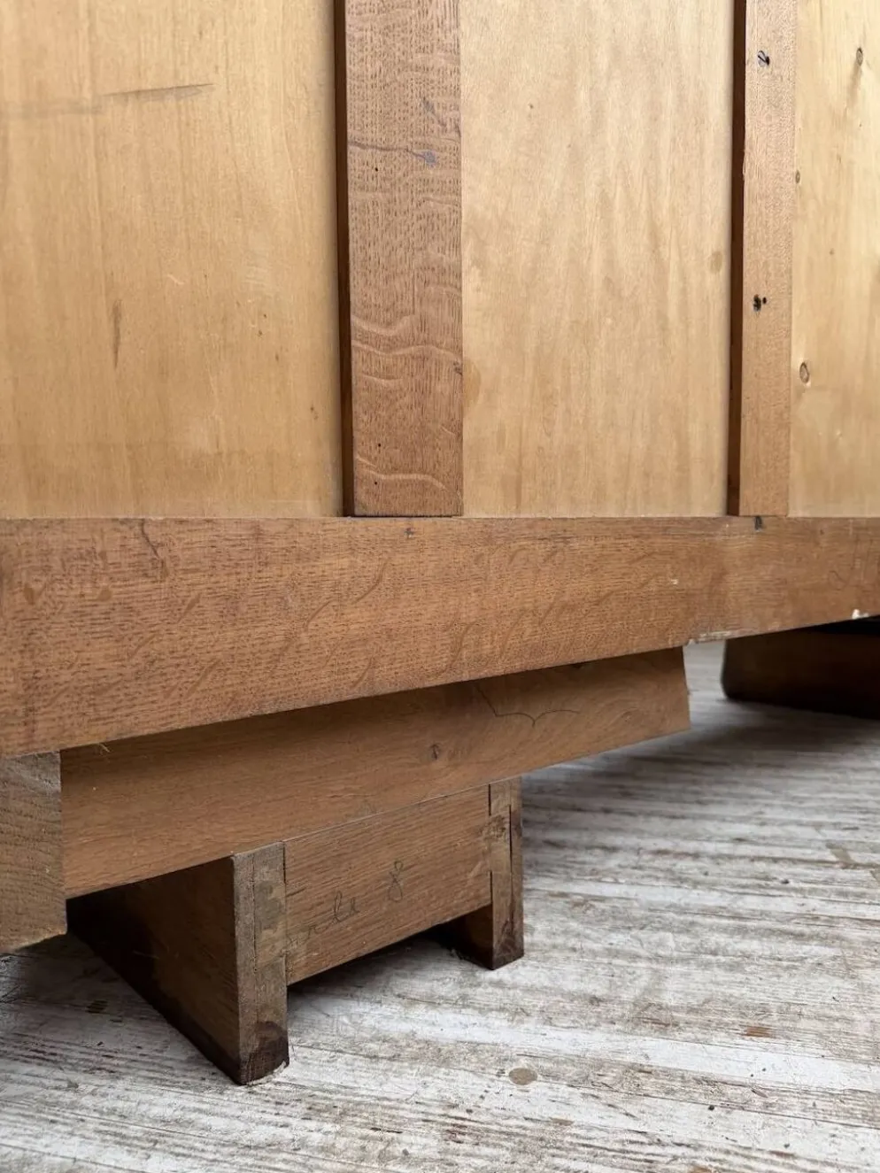 Buffet, meuble de rangement Art déco en chêne dans le goût de Dudouyt, 1940