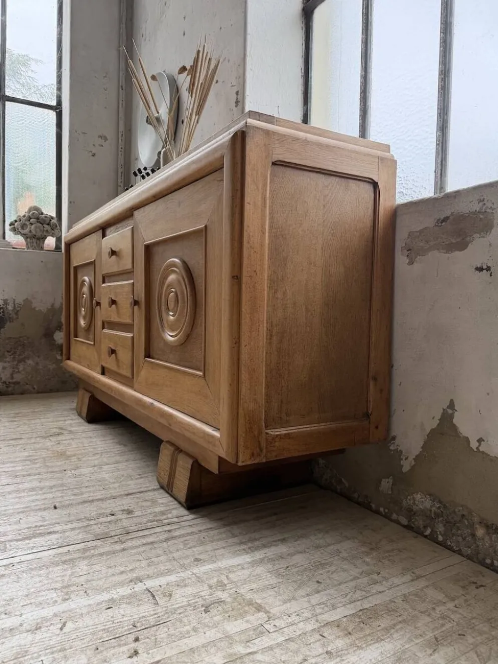 Buffet, meuble de rangement Art déco en chêne dans le goût de Dudouyt, 1940