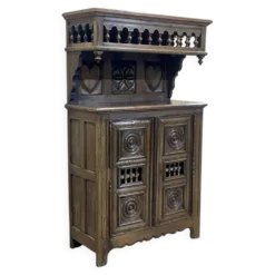 Buffet néo breton des années 50 en châtaignier