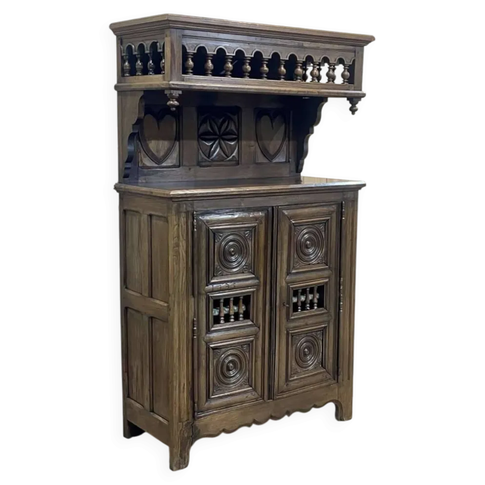 Buffet néo breton des années 50 en châtaignier