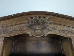 Buffet Normand sculpté Néo rustique