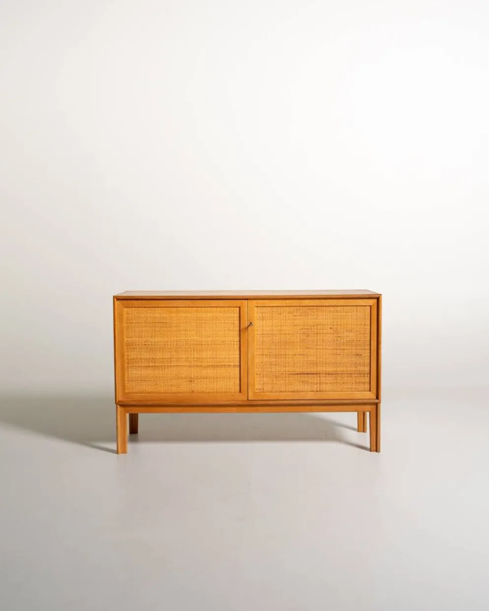 Buffet "Norrland" par Alf Svensson pour Bjärsta, années 1960.