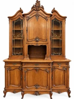 Buffet Noyer de style Louis XV