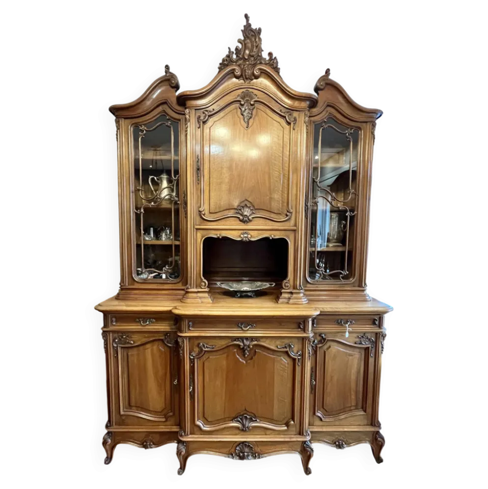 Buffet Noyer de style Louis XV