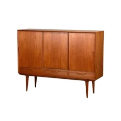 Buffet ou haut buffet Gunni Omann en teck pour Omann Jun Møbelfabrik, Danemark.