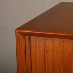 Buffet ou haut buffet Gunni Omann en teck pour Omann Jun Møbelfabrik, Danemark.