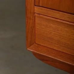 Buffet ou haut buffet Gunni Omann en teck pour Omann Jun Møbelfabrik, Danemark.