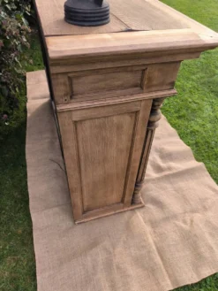 Buffet ouvert, bibliothèque