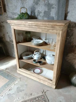 Buffet ouvert en bois