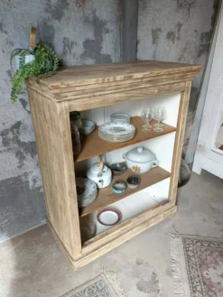 Buffet ouvert en bois