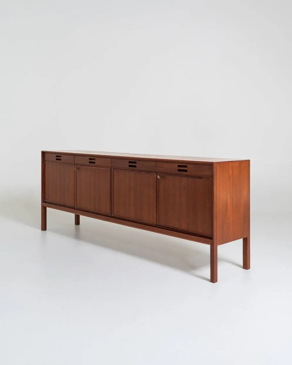 Buffet par Bertil Fridhagen pour Bodafors, Suède, années 1960.