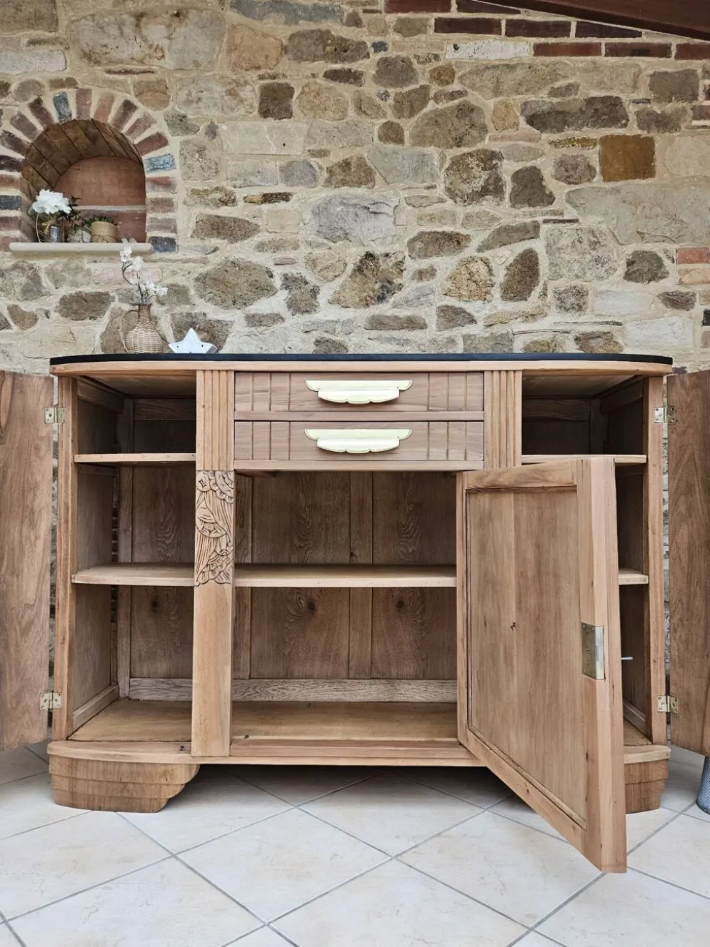 Buffet parisien art déco