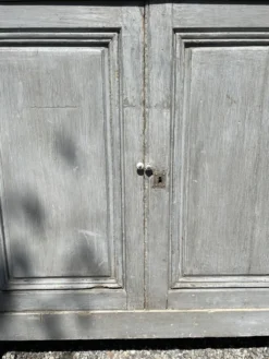 Buffet parisien en bois ancien gris