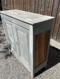 Buffet parisien en bois ancien gris