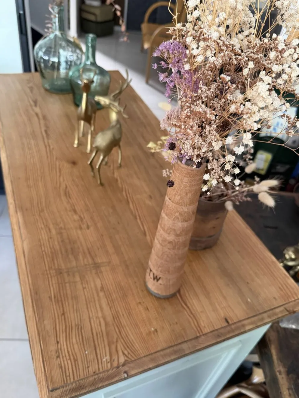 Buffet parisien vert amande vintage