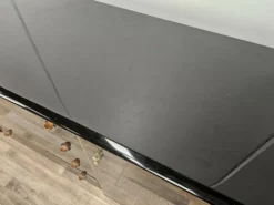 Buffet Pierre Cardin des années 1970 en bois laqué noir
